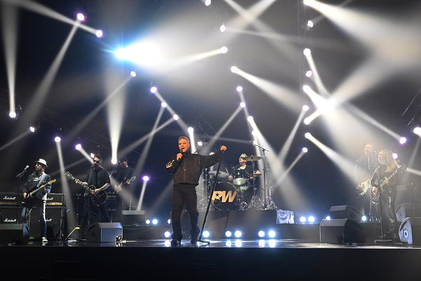 Watch Robbie perform and chat on The Graham Norton Show