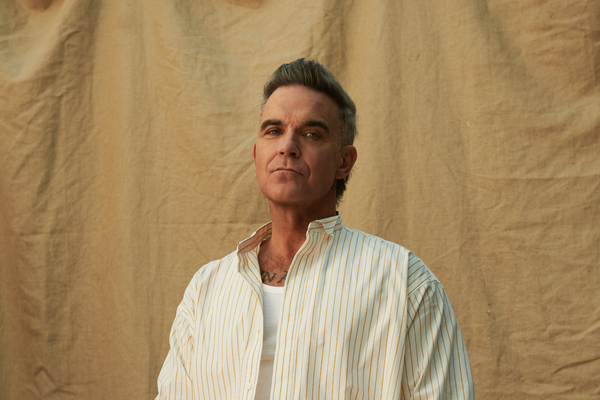 Robbie confirmed as the official FIFA Music Ambassador