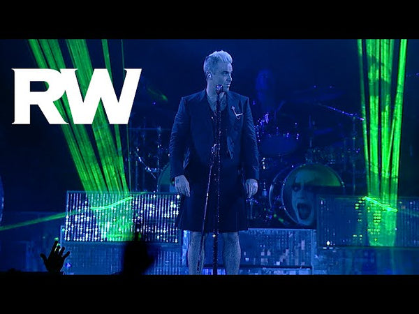 Feel live in Riga | LMEY Tour 2015 only available on RobbieWilliams.com