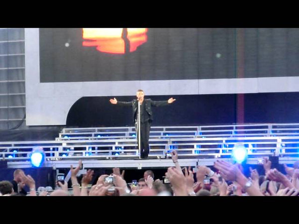 Progress Live 2011: Robbie Performs Angels At Manchester (3 June) only available on RobbieWilliams.com