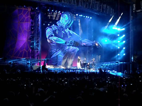 Progress Live 2011: Take That Perform A Million Love Songs At Manchester (3 June) only available on RobbieWilliams.com