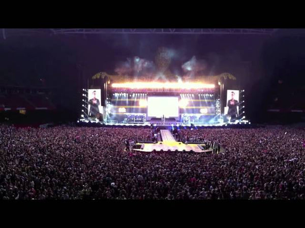 Progress Live 2011: Robbie Performs Let Me Entertain You At Cardiff (14 June) only available on RobbieWilliams.com